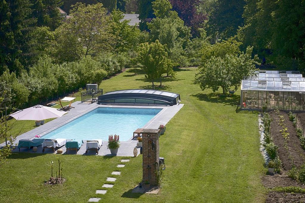 Bed and Breakfast Le Logis Du Regisseur Charny-Oree-de-Puisaye Exterior foto